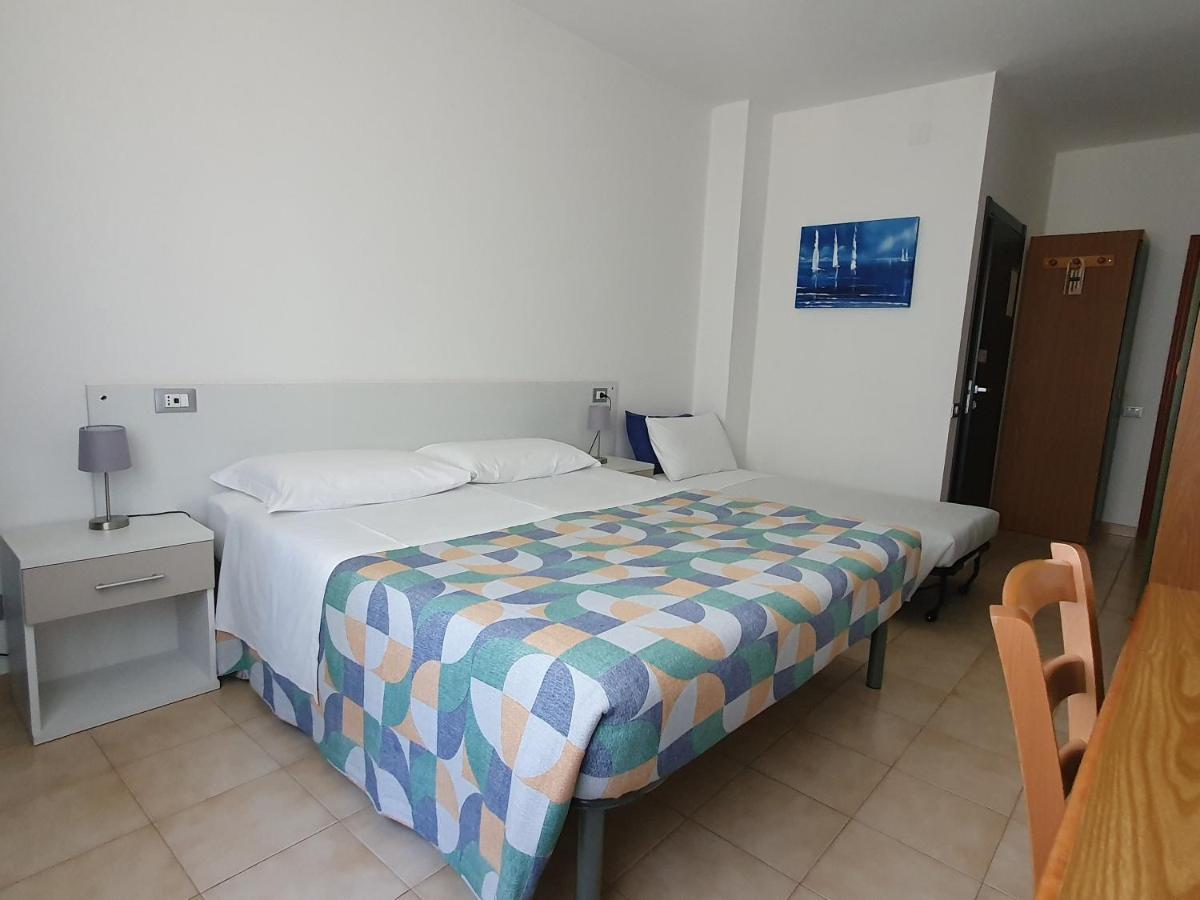 Hotel Cormorano Pedaso Eksteriør billede